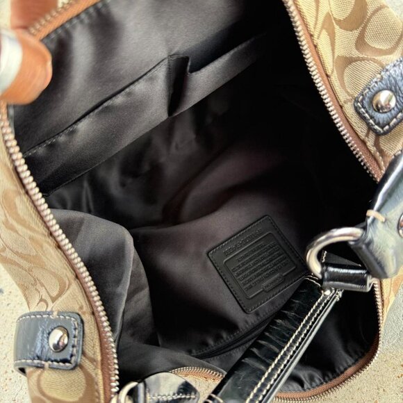 2000s Coach Monogram Bag - Picture 6 of 8